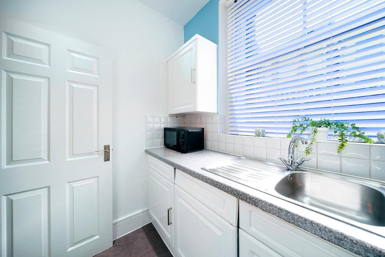 Brewer Street Central Apartments Лондон Екстер'єр фото